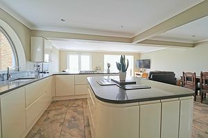 Kitchen - click for photo gallery